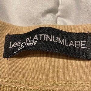 Lee Platinum label skort. Kaki colored size 12. $17.00